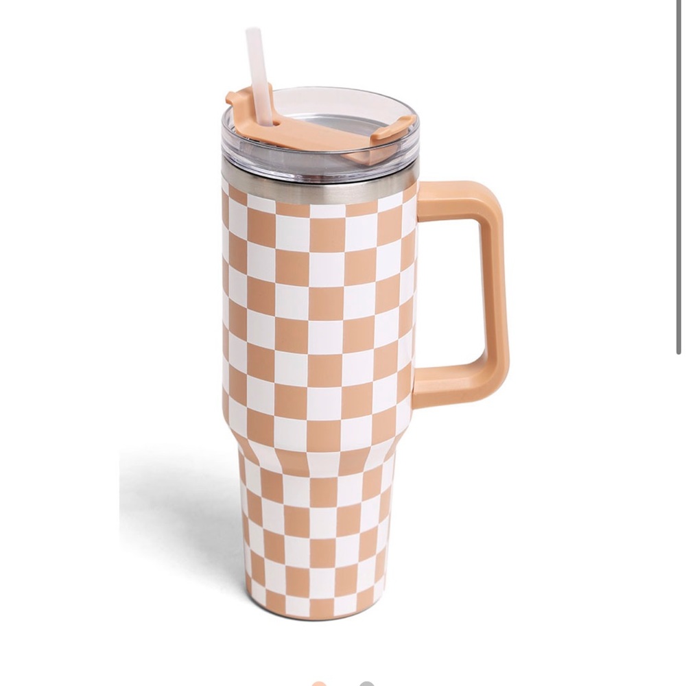 Tan Checkered Tumbler